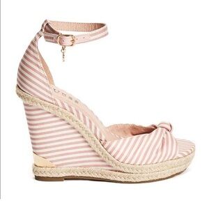GUESS Maribella Pink striped Wedges Espadrille Platform Sandals. NEW IN BOX!